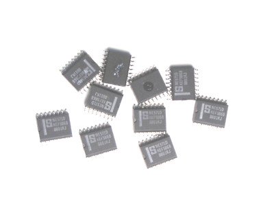 NE571D ''Original'' Signetics Integrated Circuit 2  pcs