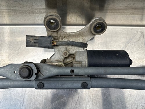 2002-2005 Dodge Ram 1500 Windshield Wiper Arm Linkage Motor Assembly OEM - Picture 5 of 10