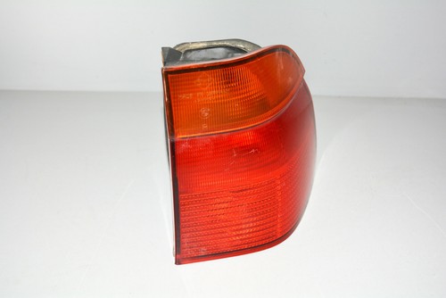 BMW E39 5er Touring Rücklicht hinten rechts Rear light in the side panel right