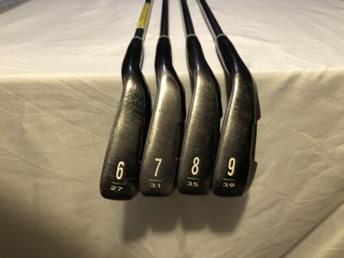 Cleveland Black 6-9 Irons N.S.PRO 850GH R-Flex Steel Shafts Lamkin Grips