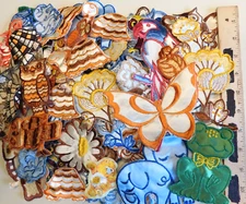Patches Embroidered USA Vintage 115 Assortment Lot Sew-on Appliques Motifs NOS