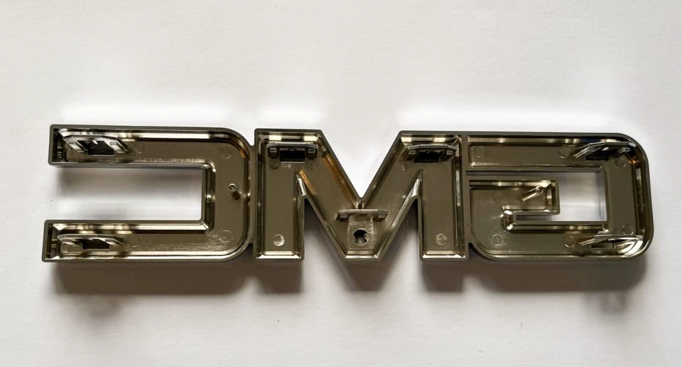 GM Grille  Emblem Chrome Black for 2015-2019 GMC Sierra 1500 2500HD 3500HD - Image 2 of 2