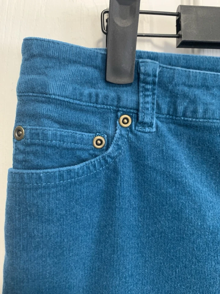 Pantalones de mezclilla Charter Club para mujer talla 14P verde azulado de pana con bolsillos delanteros planos con cremallera Foto 3 de 4