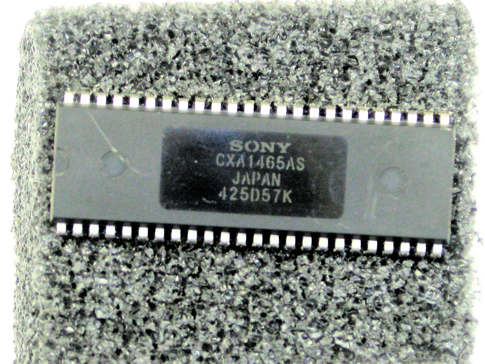 Circuit Intégré Sony CXA1465AS - Pièce D'occasion, Retirée D'un Appareil - Pour Réparation