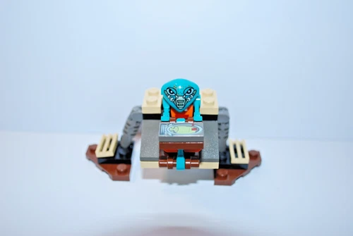 2001 LEGO LIFE ON MARS SET 7302 "WORKER ROBOT" COMPLETE IN EXCELLENT CONDITION