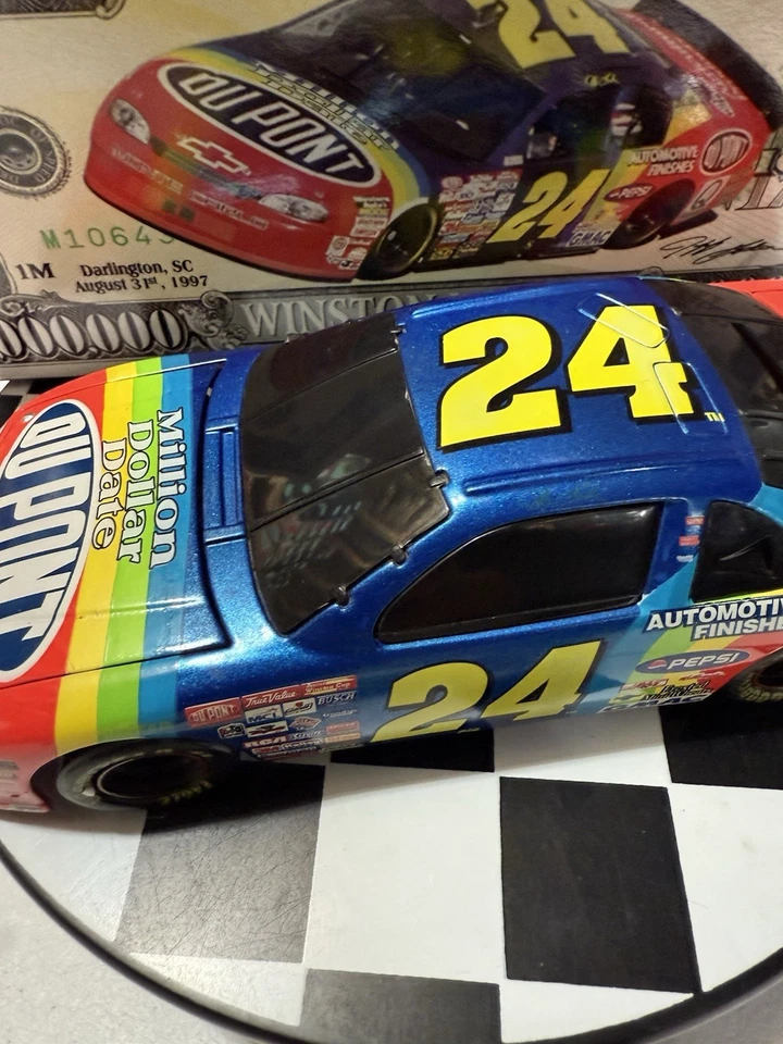 Jeff Gordon #24 DuPont Million Dollar Date 1997 BWB 1/24 Nascar Diecast Foto 3 de 4