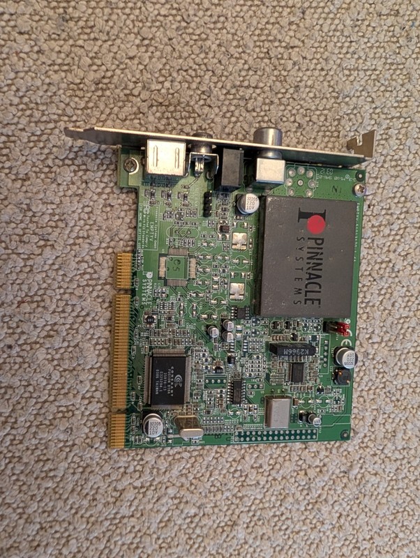 Pinnacle Systems gmbH Video Capture And TV Tuner Card