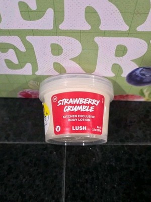 LUSH Strawberry Crumble Body Lotion Kitchen Exclusive 3.5 oz 100 g (NEW)