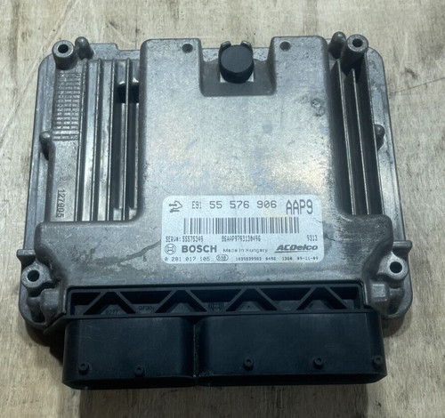 Opel Insignia A BJ 2009 Motorsteuergerät 55576906