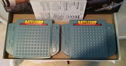 Vintage Battleship The Classic Naval Combat Game 1996 Milton Bradley Complete - Picture 5 of 12