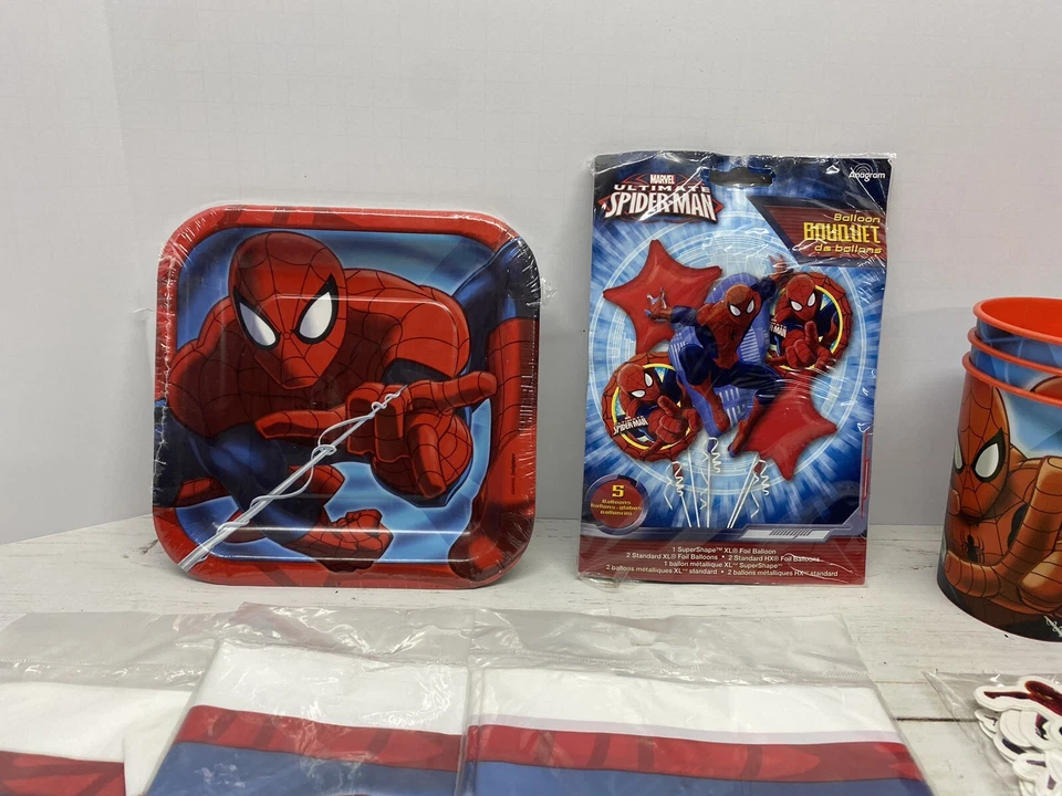 Spider-Man Ultimate Cumpleaños Fiesta Globos Platos Tazas Mesa Cubiertas Confeti Foto 3 de 4