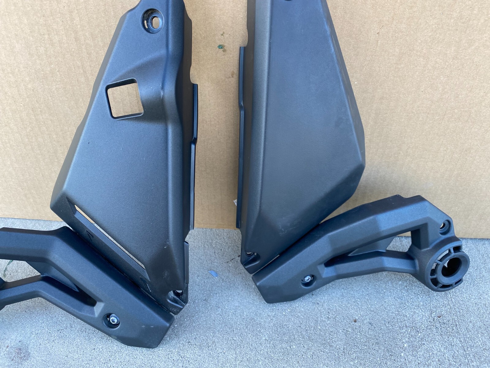 2017-2021 Kawasaki EX650 Fairing Side Cover Left Right Body Foot Frame trim OEM