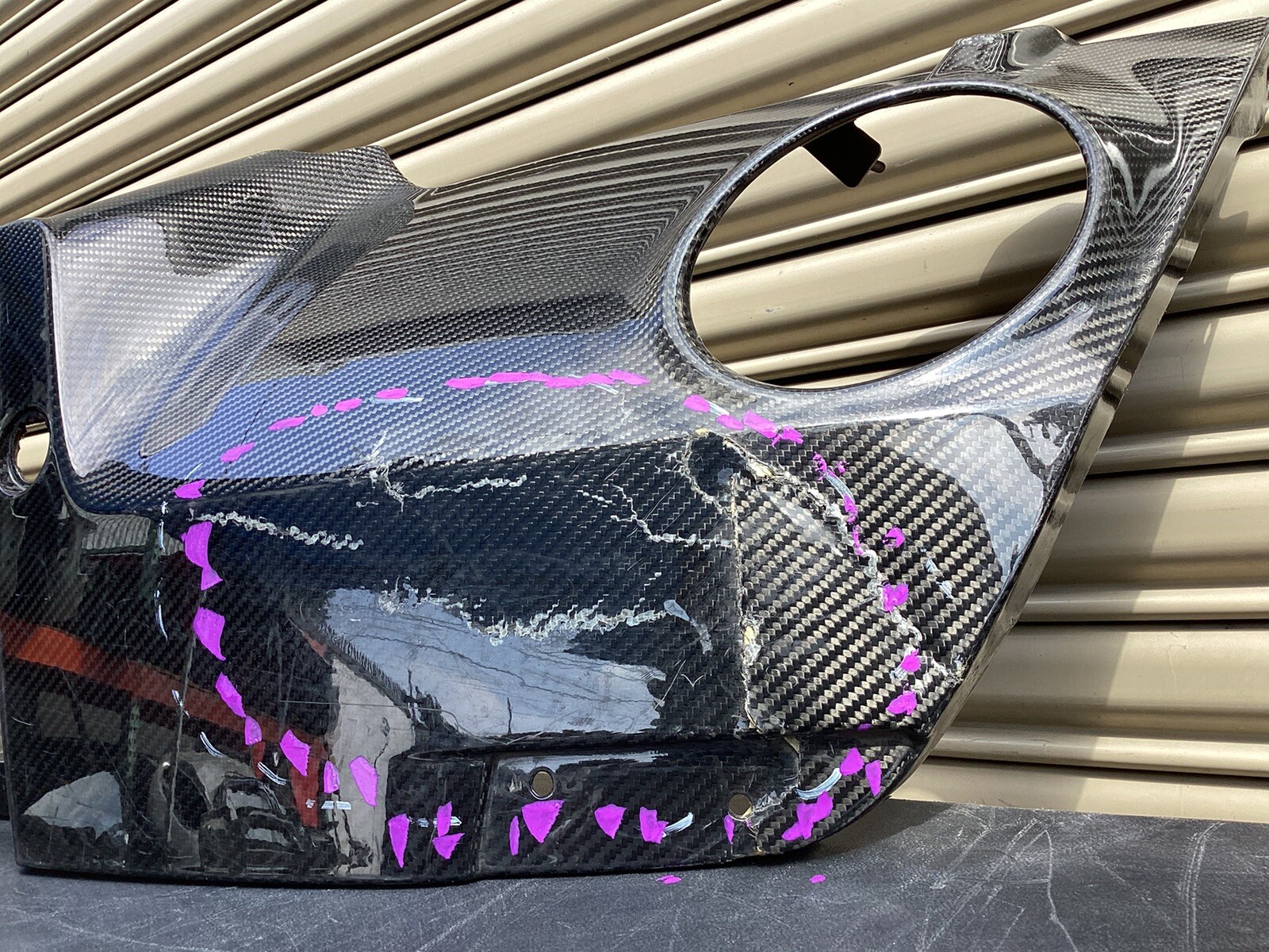 Aston Martin Vantage V8 V12 OEM Carbon Fiber Rear Bumper Diffuser DD2317E955AA