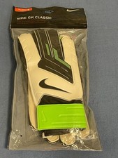 Nike GK Classic Soccer Goalkeeper Gloves GS0248-135 Size 9 Brand New