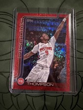 Topps Ausar Thompson Detroit Pistons 2025-26 Red Holofoil #44 1/5 NBA Card