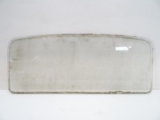 Lunette arrière Peugeot 403