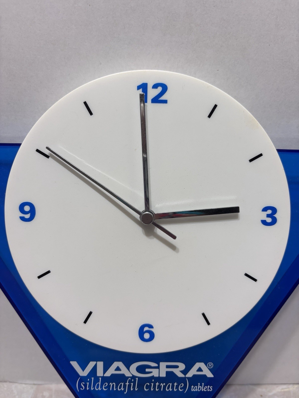 Viagra Pfizer Sales Rep Advertising Promo Wall Clock Battery Blue White Plastic
