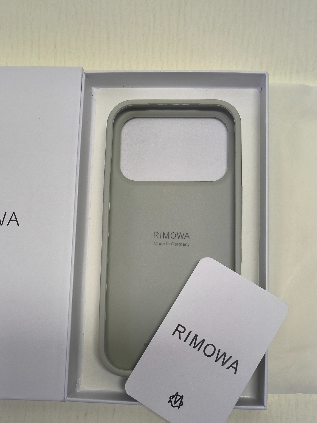 RIMOWA For Apple iPhone 17 Pro Max Silver Aluminium Phone Case