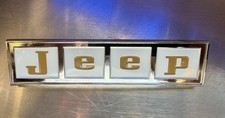 Jeepstercommando-jeep Commando Jeep Tailgate Emblem With Gold Letters New Jeepstercommando-jeep Commando Jeep Tailgate Emblem With Gold Letters New