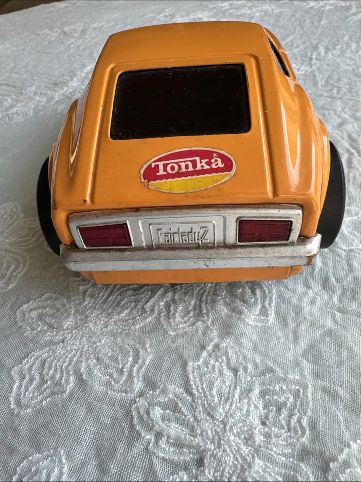 COCHE DE HOJALATA TONKA VINTAGE NISSAN FAIRLADY Z AMARILLO JAPONÉS AÑOS 70. Foto 2 de 4