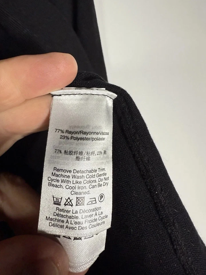 Cárdigan DKNY - Talla Pequeña - Negro - Excelente Estado - Para Mujer’s Foto 3 de 4