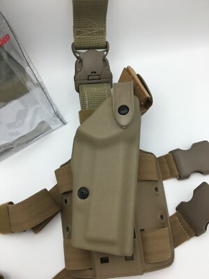 Safariland® 6005 SLS Tactical FDE Brown RH Leg Holster QD Strap