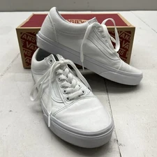 Vans True White Old Skool Lace Up Skateboard Shoes Women’s Size 9 Mens Size 7.5