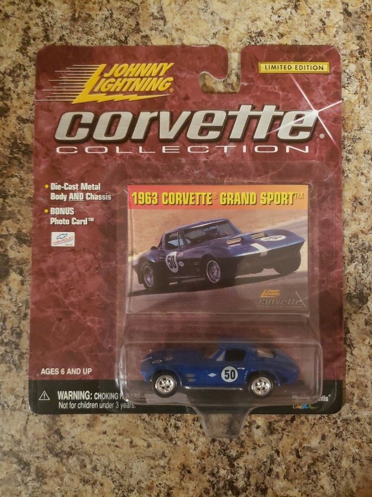 JOHNNY LIGHTNING  CORVETTE COLLECTION - 1963 CHEVY CORVETTE GRAND SPORT RACE CAR