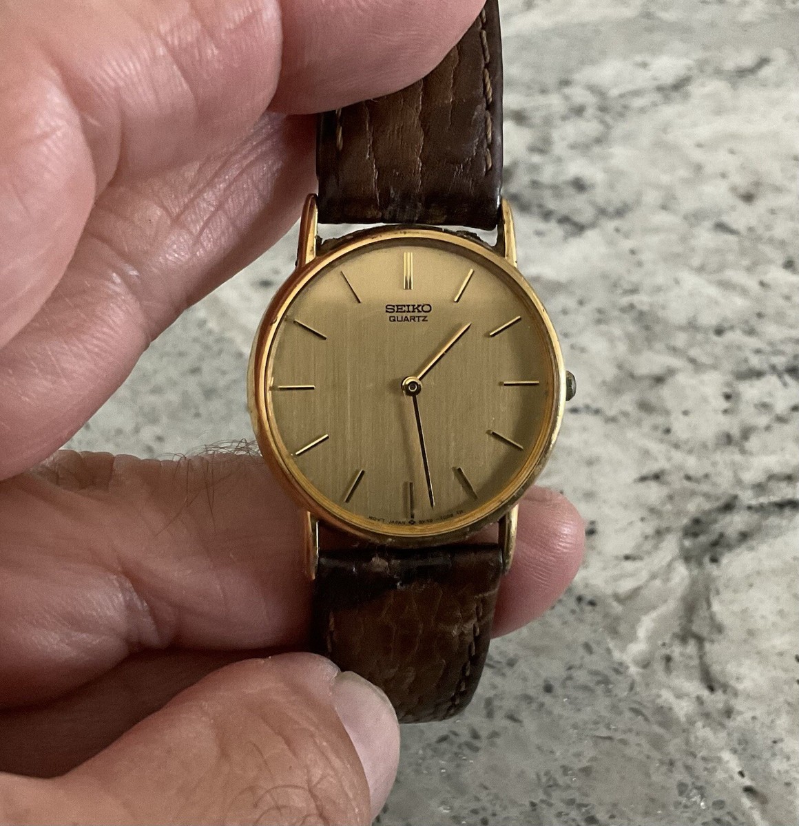 セイコーメンズ時計 Seiko Quartz Watch Unisex. Needs Battery. #154485. Sold as