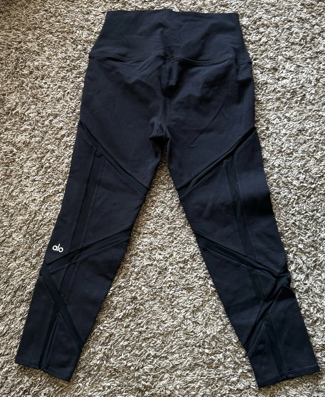 alo-yoga transparent sheer stripes leggings