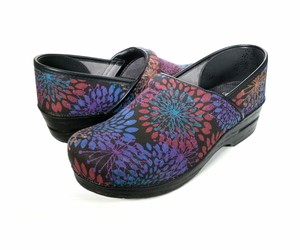 vegan professional clogs