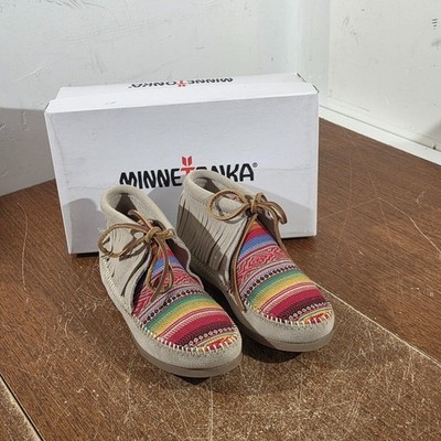 Minnetonka Moccasins Child's Frisco Boot Stone Girls Size 1