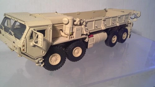 OSH KOSH M985A2 HEMTT CARGO TRUCK BY TWH 1:50 SCALE
