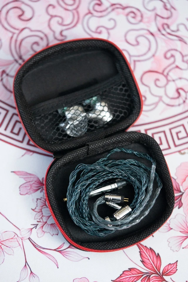 KZ IEM/Earphone Protective Carrying Case, Red and Black - Image 3 of 4