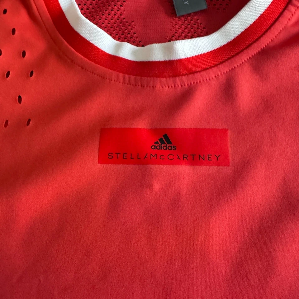 Adidas By Stella McCartney Men’s Court Tee Salmon Red Size Medium Tennis Shirt - Image 3 of 4