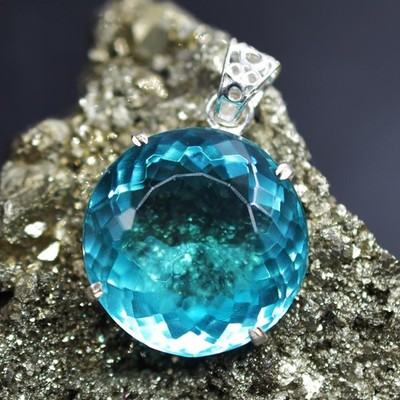 Natural Round Cut Blue Color Topaz 96.57 Ct Pendant 925 Sterling Silver
