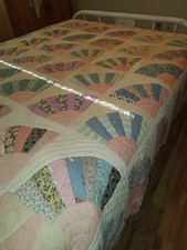 Large Vintage Fan Quilt