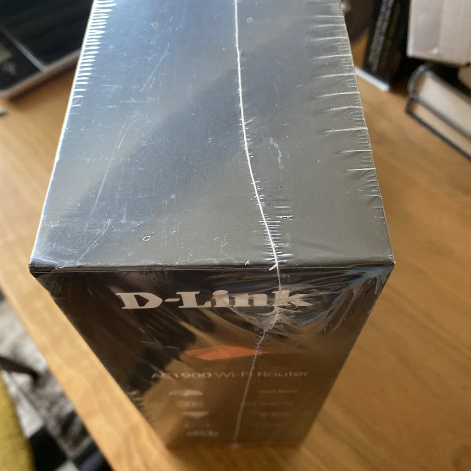 D-Link AC1750 EXO AC1900 Dual Band Wi-Fi Performance Wireless Router Model DI... - Image 3 of 4