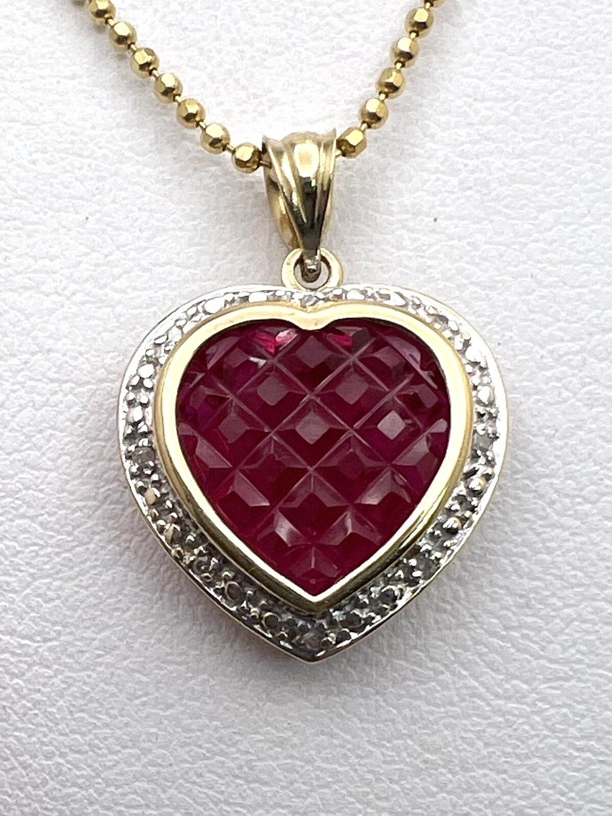 14k Two Tone Gold Heart Shap Pendant, Ruby 5ct, Nissko With Chain 15