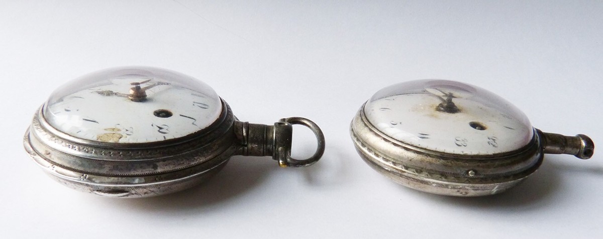 Montre De Poche Antique Argent Fin 18e Siècle - Mouvement Mécanique - Style Savonette à Coq