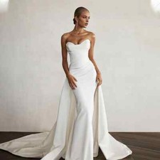 Modern Mermaid Front Slit Bridal Gowns Sweep Train Wedding Gowns Sweethear