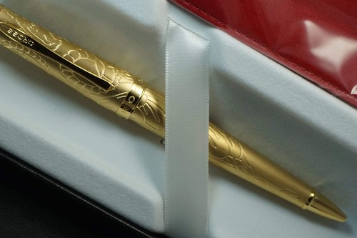 Cross Special Edition Handmade Year of the Goat - 23KT Heavy gold Plate and appo - 第 1/9 張圖片