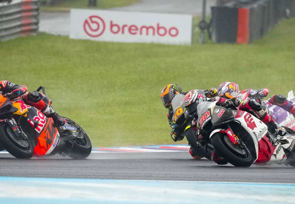 Pastillas de freno delanteras sinterizadas KTM 1290 Super Adventure / S 2015 + Brembo SA Foto 4 de 4