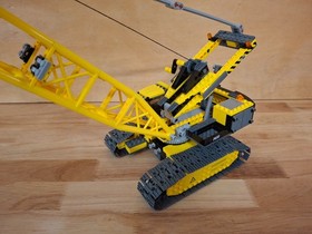 LEGO City #7632 Crawler Crane Complete with Instructions & Minifigures