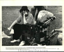 1991 Press Photo Barbra Streisand, Director of "The Prince Of Tides" on Set