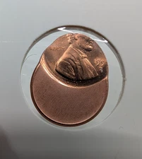 199? D Lincoln Memorial One Cent Struck Off Center Penny Error Coin