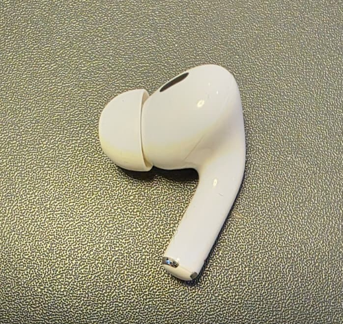 Genuine Apple AirPods Pro 2nd Gen RIGHT Earbud A3049 USB-C Replacement