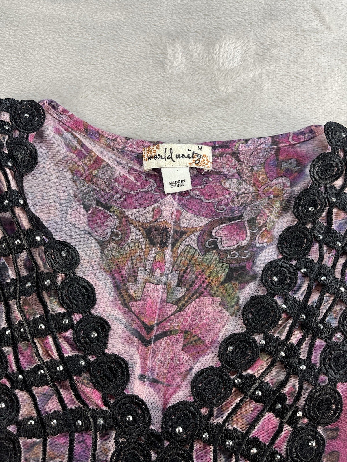 World Unity Patterned Top Womens Size Medium Flor… - image 3