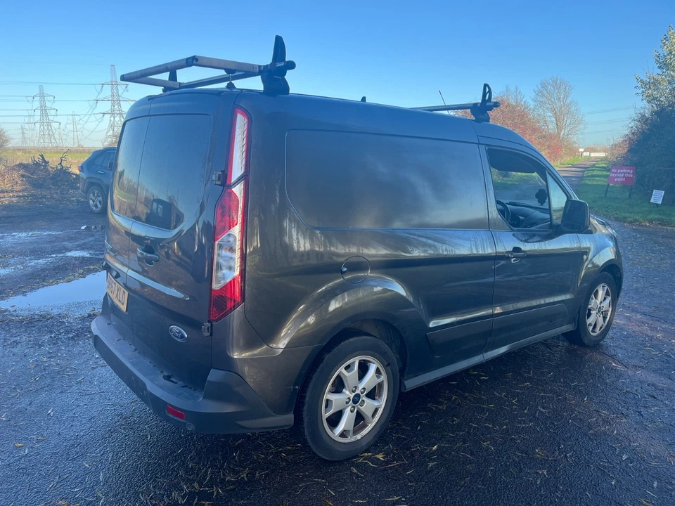 2017 Ford Connect limited LOW MILES - Image 3 of 4