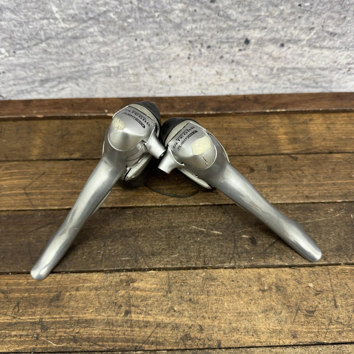 Vintage Shimano Ultegra ST-6501 2x9 Flight Deck STI Brake Shifters